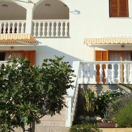 Apartment In Kustici With Balcony, Wifi, Washing Machine Экстерьер фото